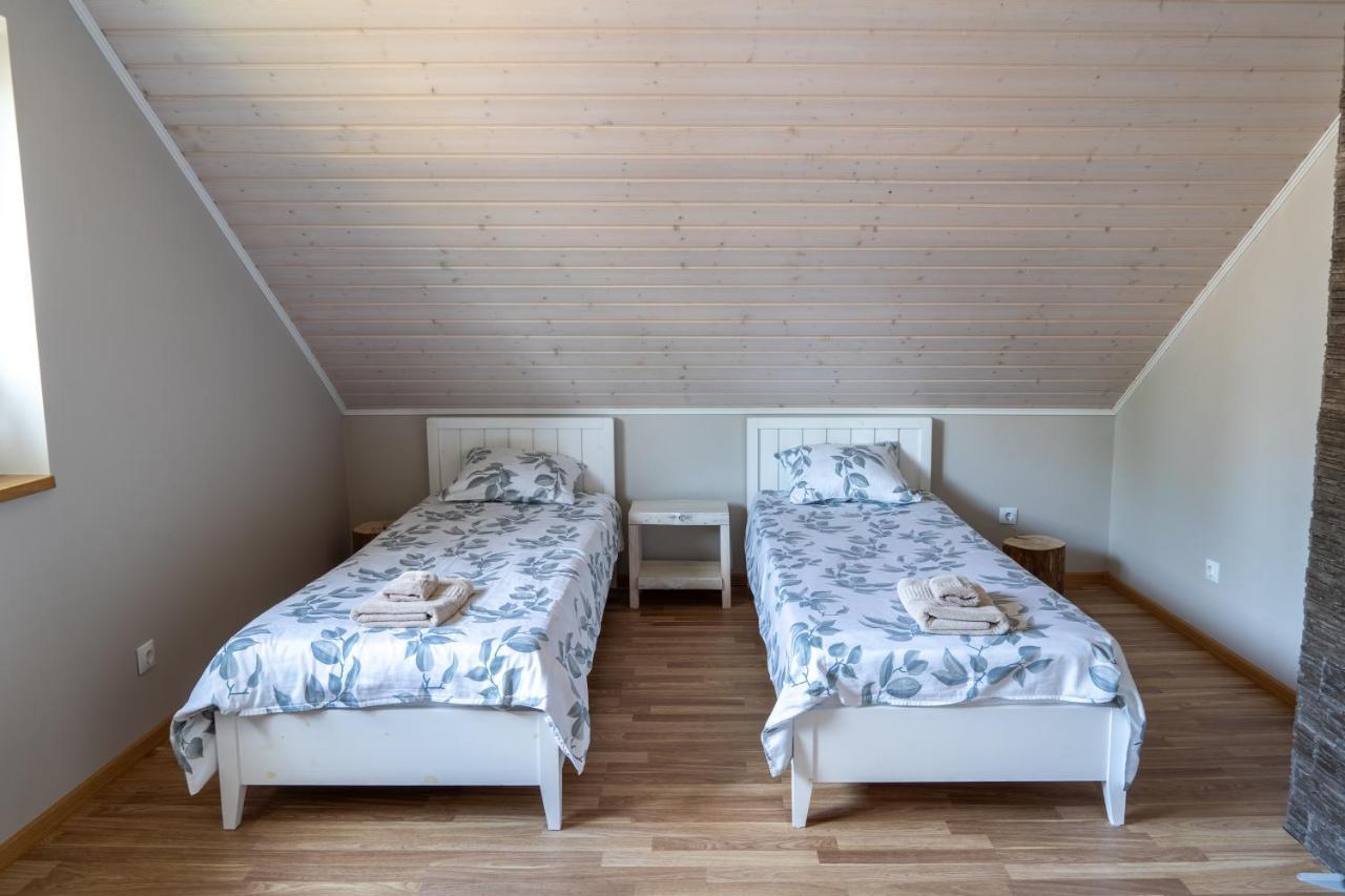 Cosy Family Guesthouse With Sauna And Garden Курессааре Екстер'єр фото